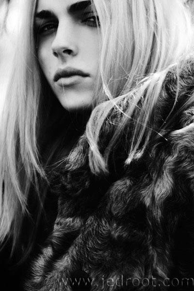 IPebas: O mundo da moda sobre Lea T. Andrej Pejic & Rick Genest