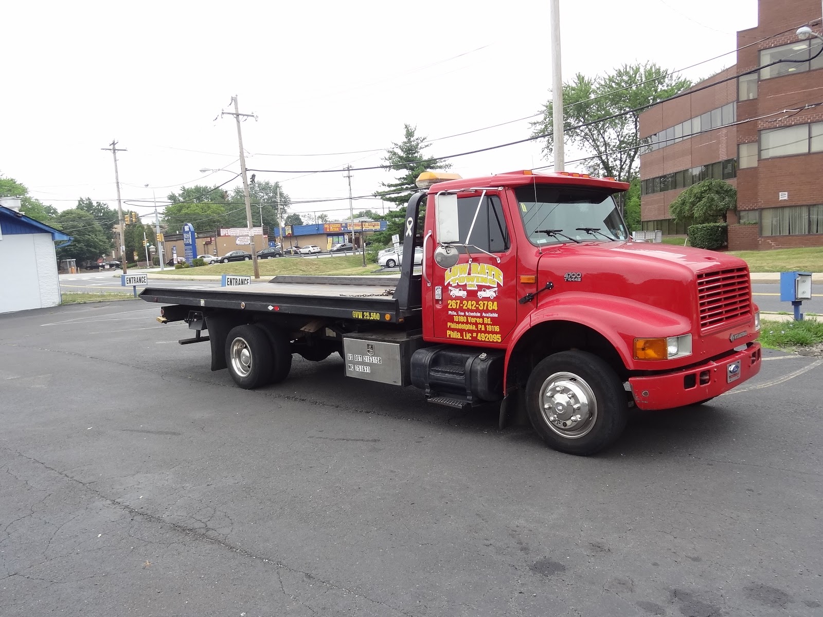 Tow Truck services in Philadelphia 2672423784