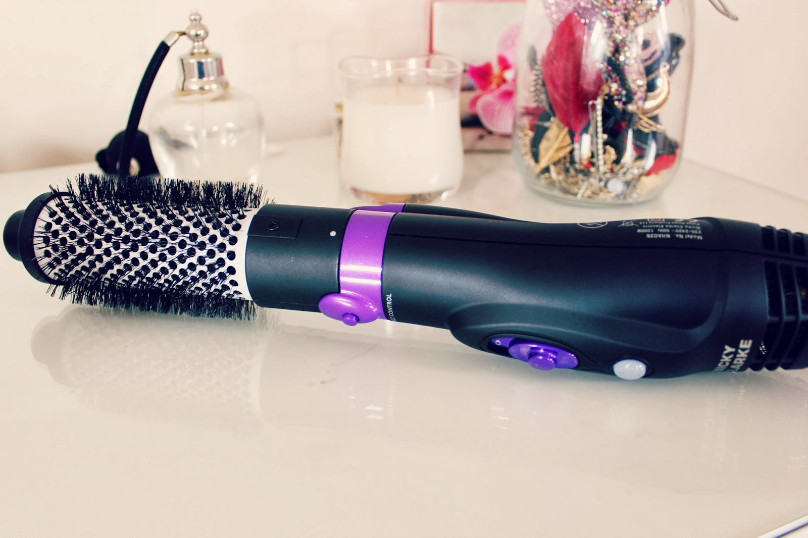 Nicky Clarke Smooth and Shine Hot Air Styler Live Laugh Lipstick