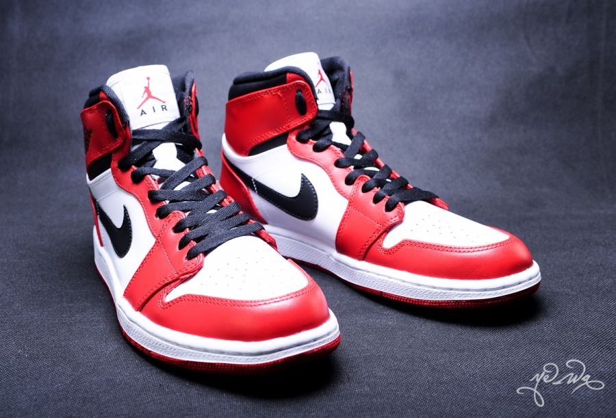 Nike Air Jordan 1 High "Bulls"