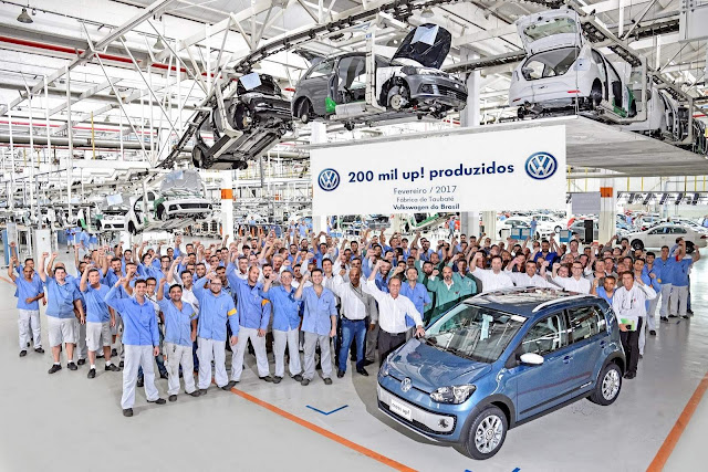 VW Up! no Brasil: 200.000 produzidos; 45.000 exportados