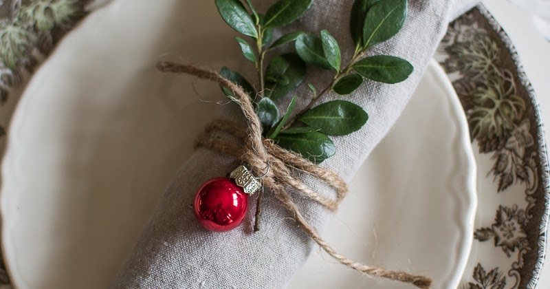 Natural Rustic Christmas Table | Postcards from the Ridge