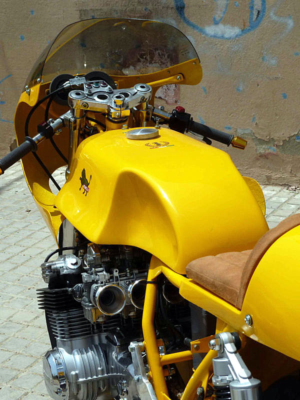 Benelli 750