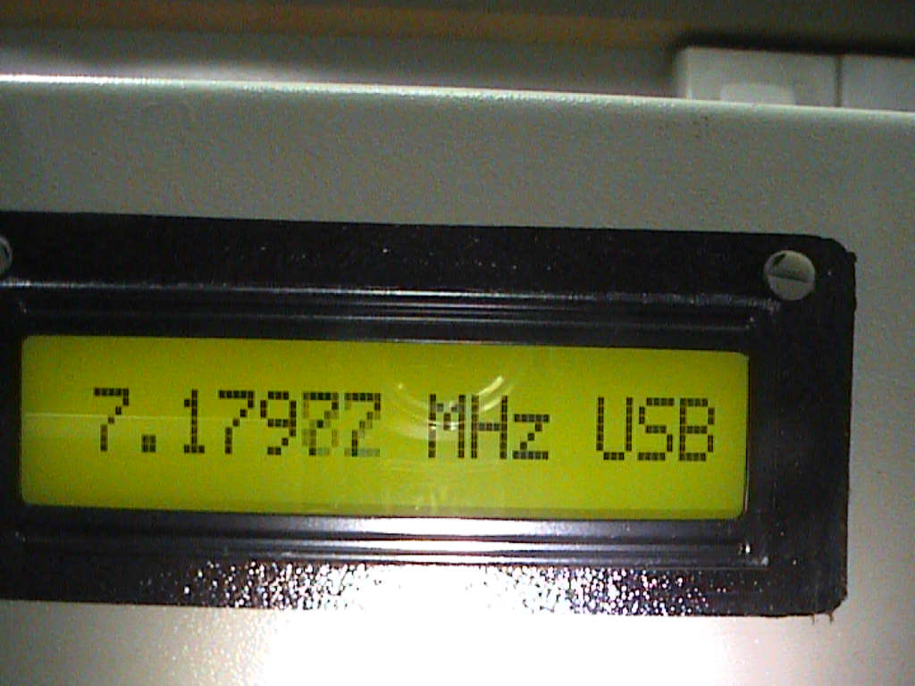 CB RADIO 113DT104 113MB104 : FREQUENCY COUNTER