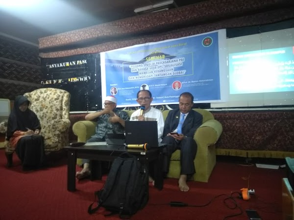 Guru Besar UPI Sambangi Masisir, KPMJB Adakan Seminar Wawasan Kebangsaan Guru Besar UPI Sambangi Masisir, KPMJB Adakan Seminar Wawasan Kebangsaan