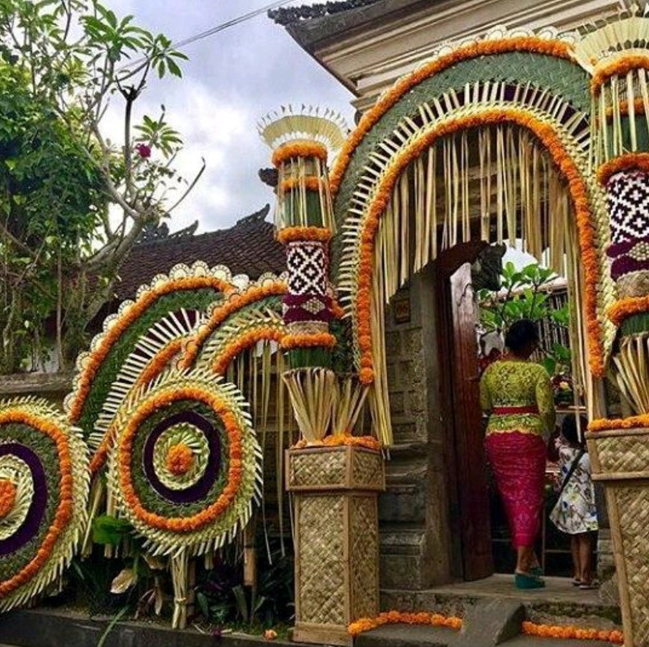 85 Dekorasi  Pernikahan Bali  Modern yang Sederhana tapi 