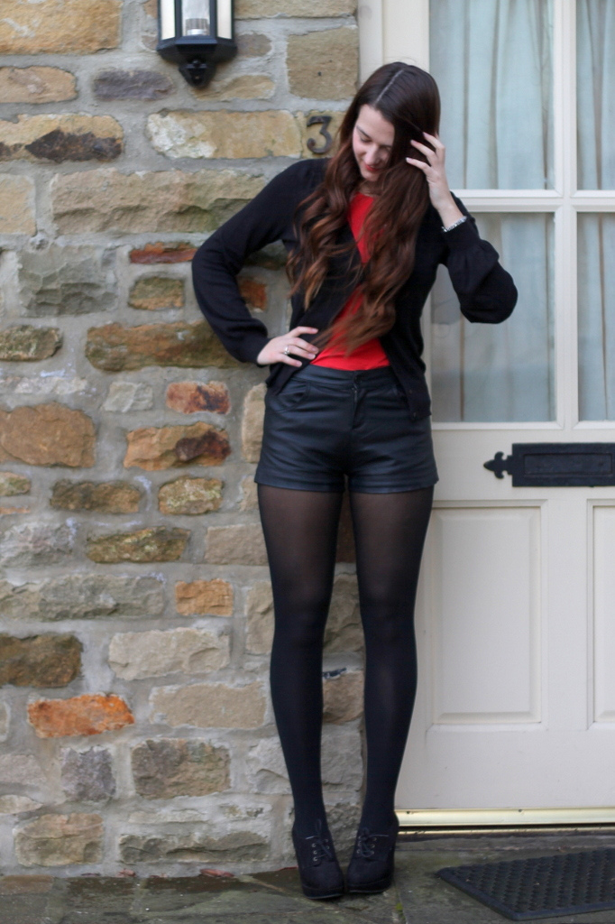 Joy of Tights (aka pantyhose) Ten reasons for tights under shorts.