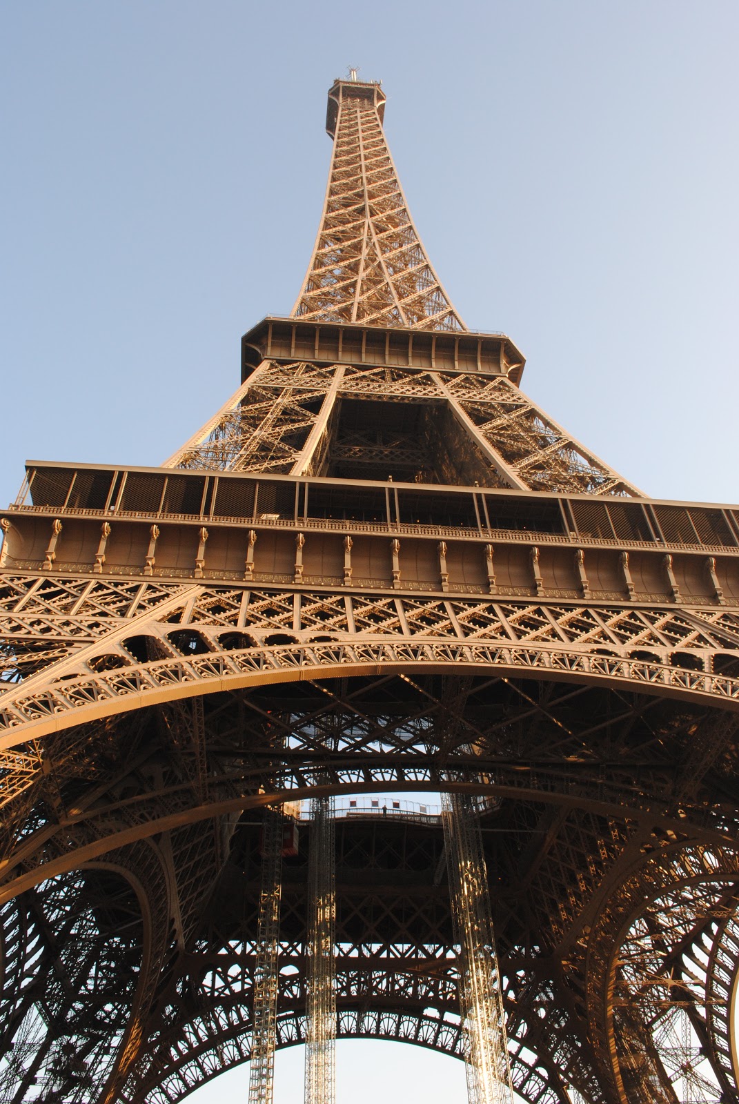 Y comieron perdices... Bitácora de viajeEiffel,