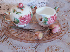 And pretty dishes...