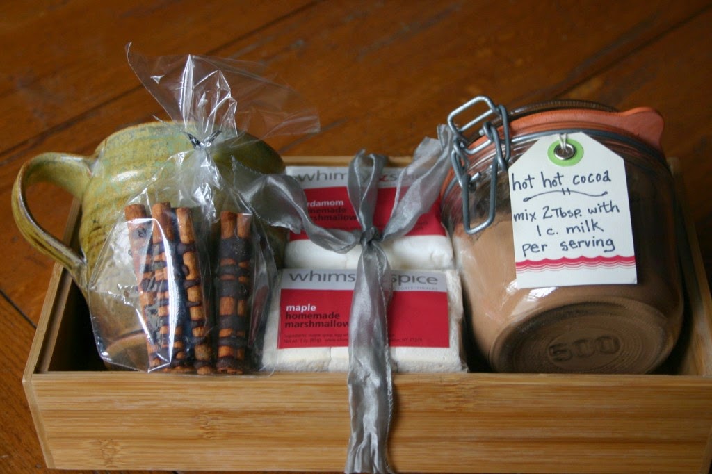 Create Homemade Gift Baskets For Christmas Just for Fun