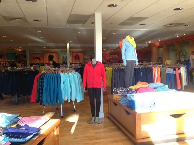 Trina&#39;s page of Blogginess: Lululemon Outlet Store in Burlington, WA