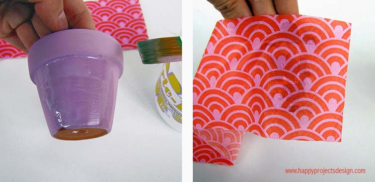 Decoupage. Paso3 y 4: pega la servilleta