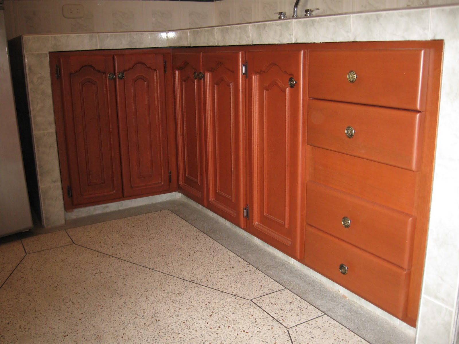 "MUEBLES EL CAIRO ": febrero 2011