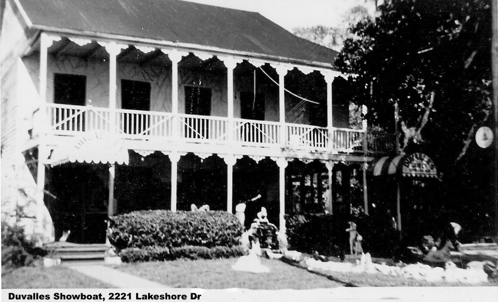 Tammany Family Old Mandeville Street Scenes