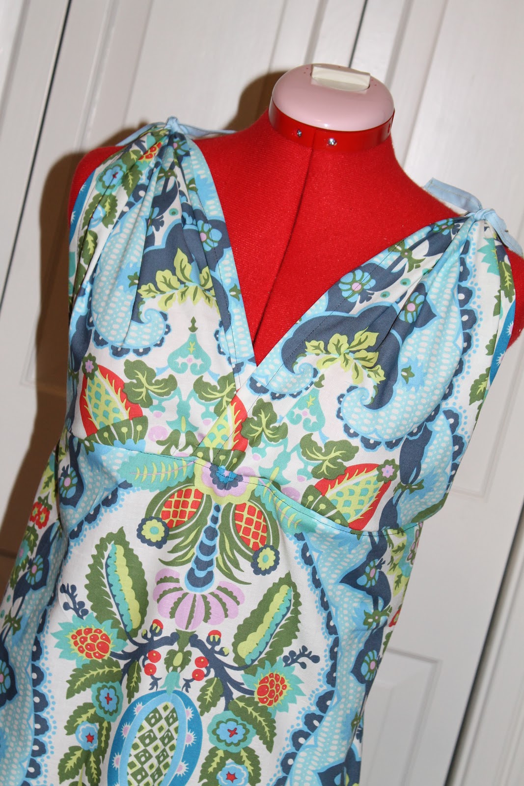 Seamingly Smitten: Women's Nightgown Sewing Pattern