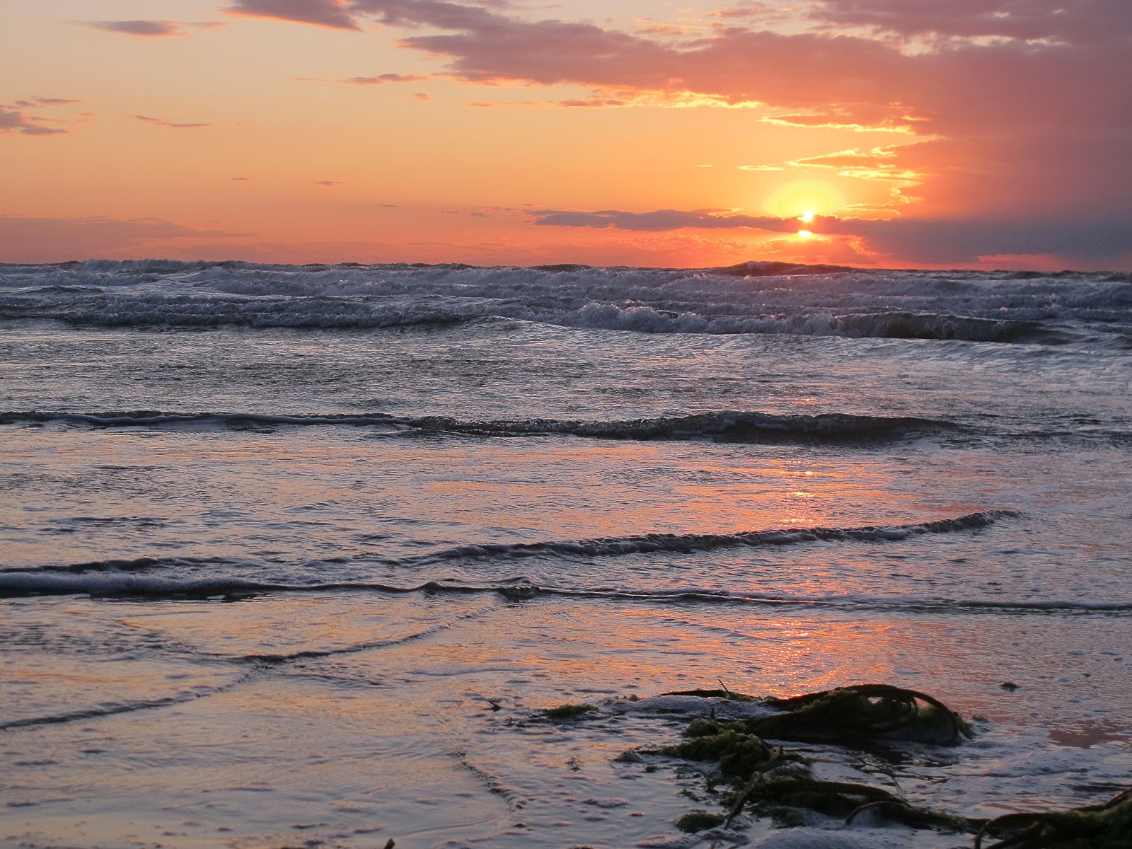 Moois van ' M(i)e': Oostende: zonsondergang aan zee