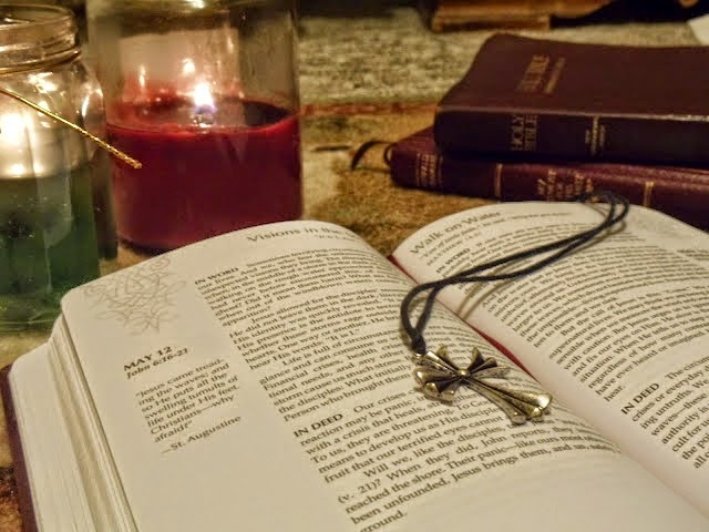 Matthew Henry's Commentary on Walking in the Spirit vs the Flesh