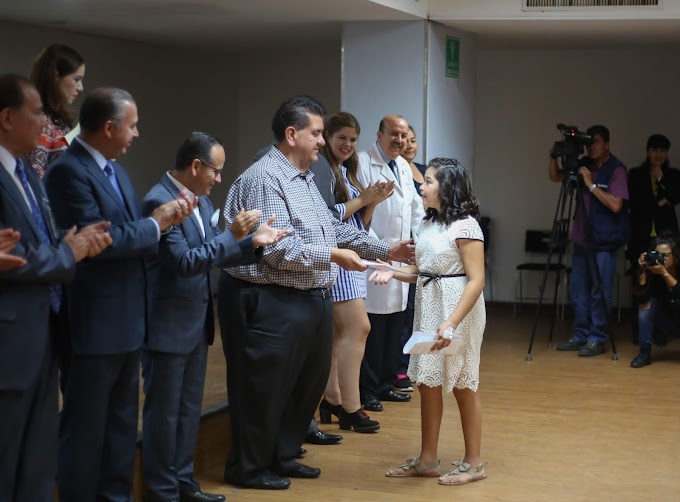 Clausuran el Ciclo Escolar 2017-2018 del Programa Sigamos Aprendiendo en el Nuevo Hospital Civil de Guadalajara