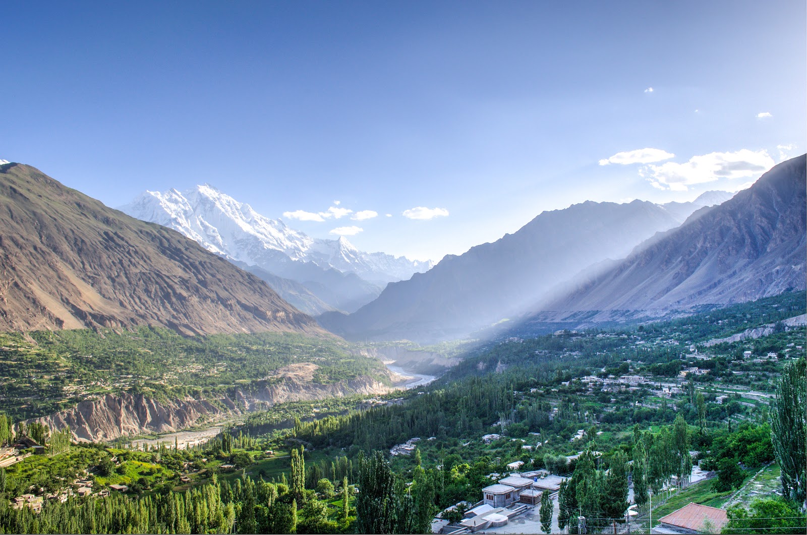 VISIT HUNZA PAKISTAN: Visit Hunza valley in photos!