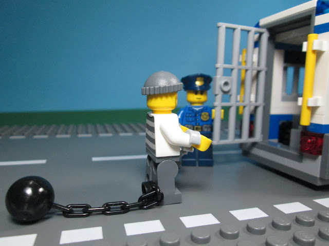 Set 60043 LEGO City Prisoner Transporter