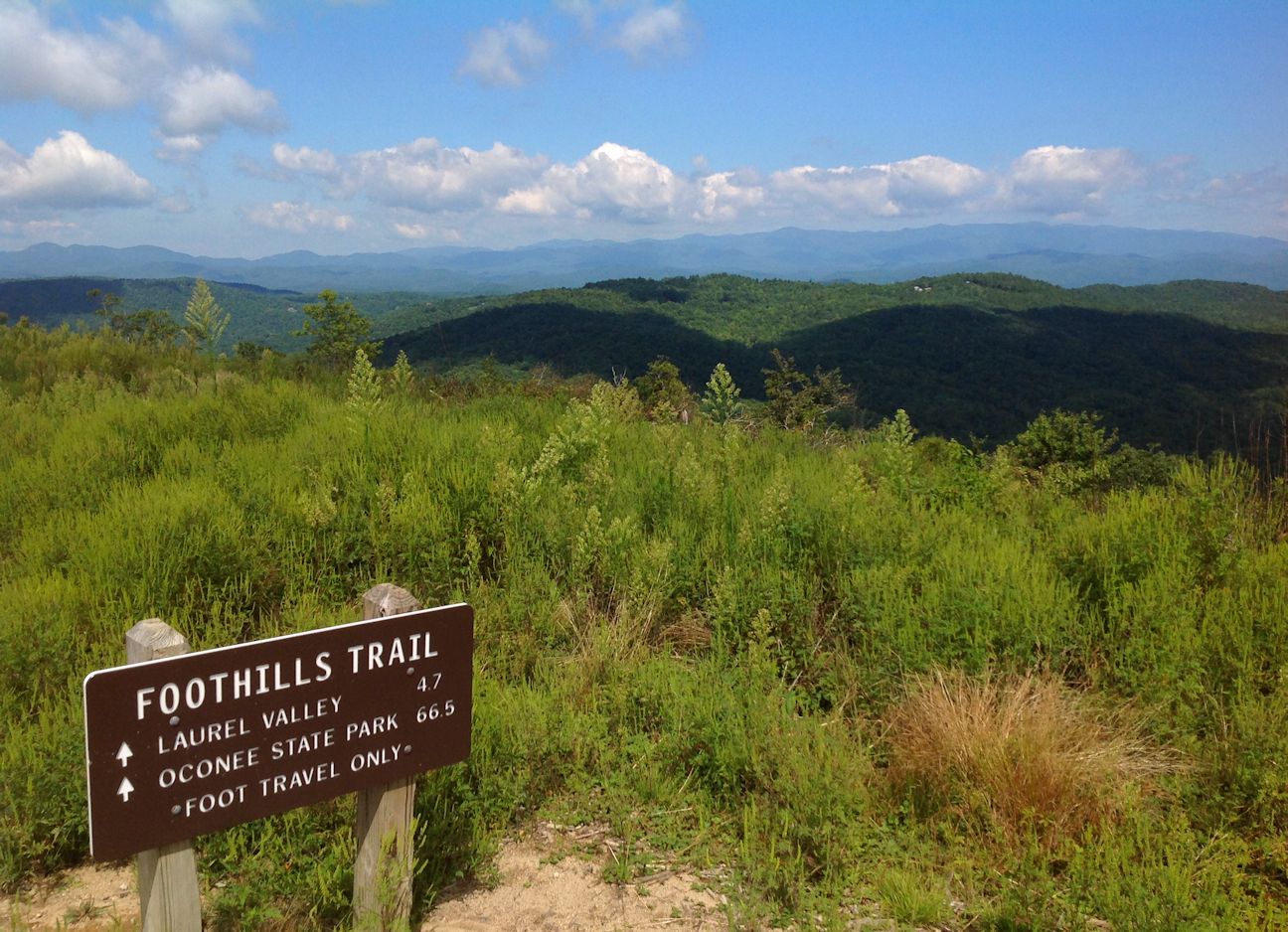 Femme au foyer On the summit of Sassafras Mountain