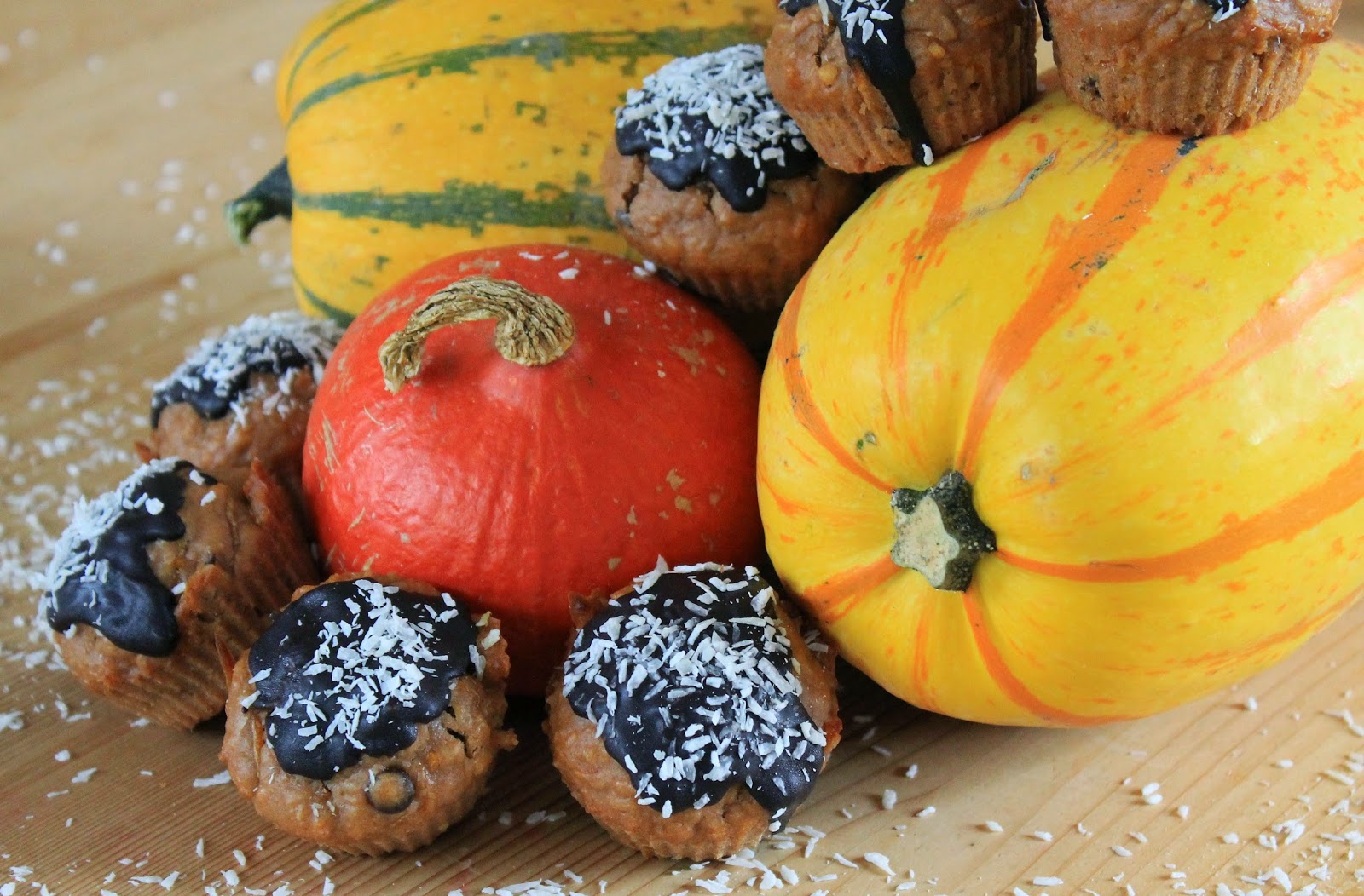 Svenja&amp;#39;s Koch- und Backblog: Kürbis-Kokos-Muffins