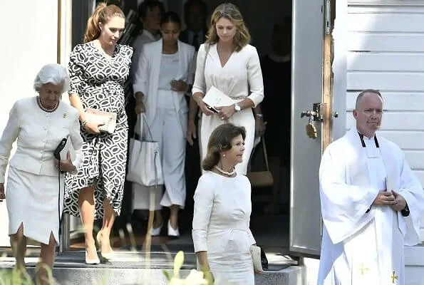 Queen Silvia and Princesss Madeleine attended Anki Wallenberg's funeral service