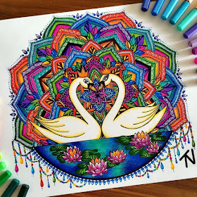 12-Royal-Swans-Nigar-Tahmazova-Color-Plus-B&W-Animal-Ink-Drawings-www-designstack-co