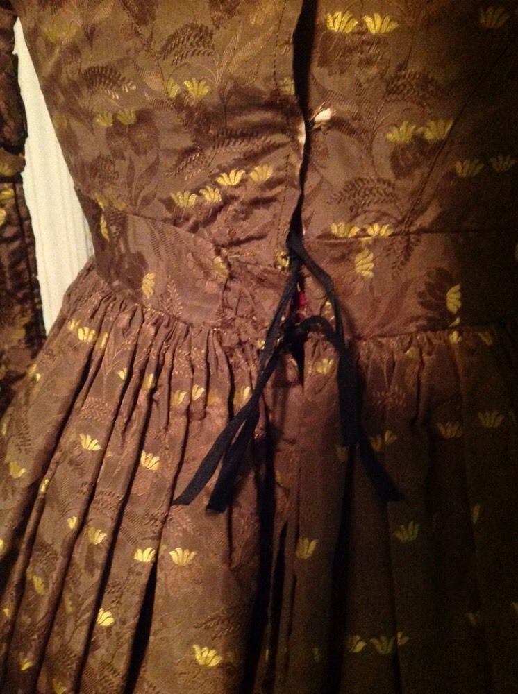 All The Pretty Dresses: 1830's Brocade Dress