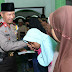 Kapolda Jateng Dan Pangdam IV Diponegoro Menyerahkan Bantuan AL Quran Dan Berikan Santunan Kepada Anak Yatim Piatu 