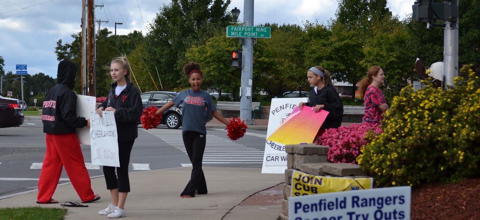 Penfield Youth Football & Cheer 2012 PHS Cheerleader Car Wash