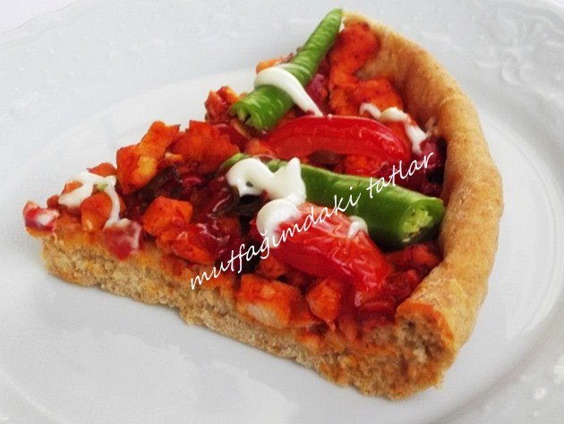 TAVUKLU PİDE ( PİZZA) Mutfak Ve Tatlar