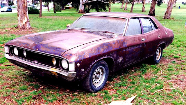 Ford Falcon XB