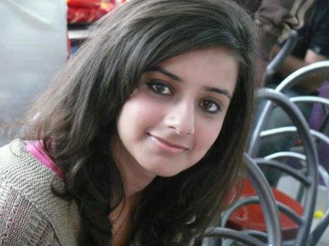 Beautiful Indian Girl pics, Deshi Girls photos, Cute Indian College Girl Photo