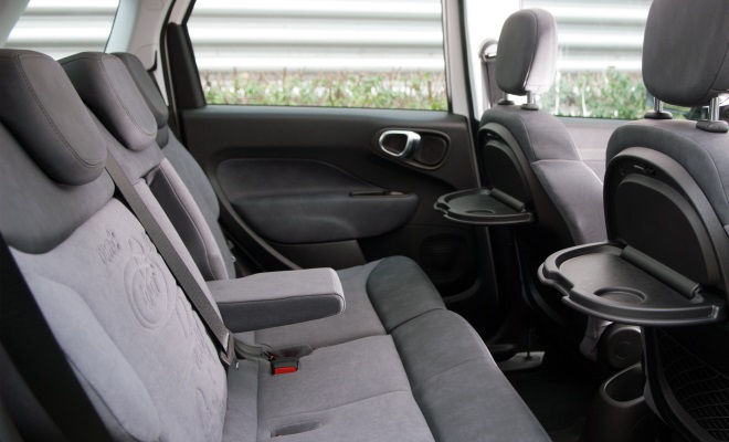Fiat 500L rear interior