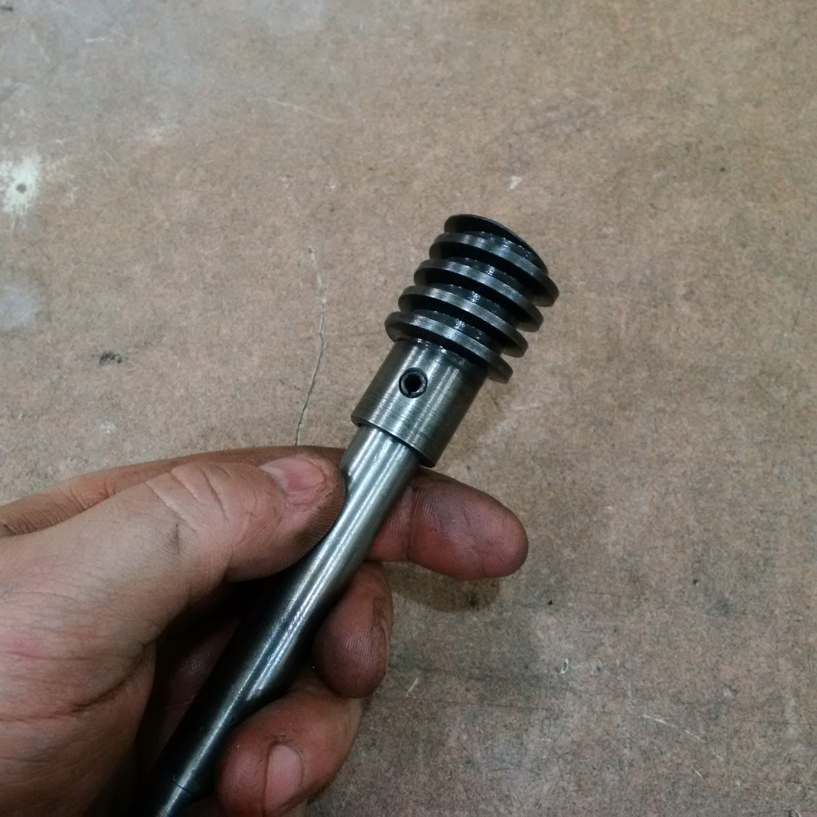 Another Day Another Project Worm And Worm Gear For My Metal Bandsaw