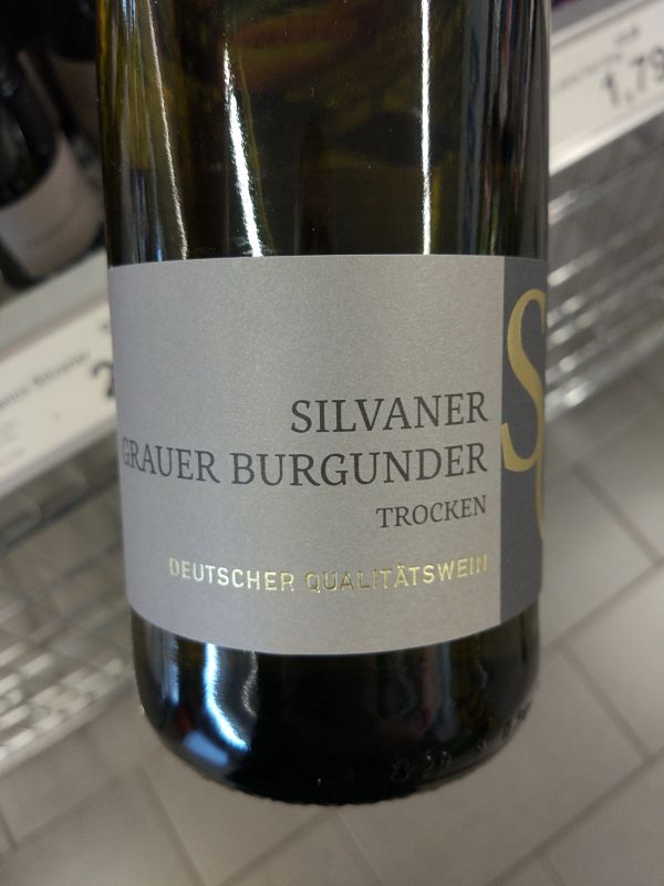 En Hipermercados Aldi hemos encontrado esta promoción de vino alemán ...