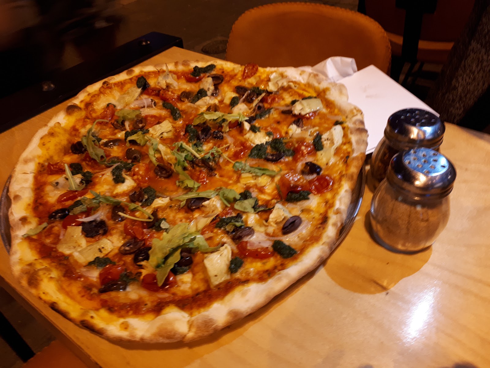 אודליה צדוק יודעת Jackie's bar pizza דיינר הפיצות והבירות החדש