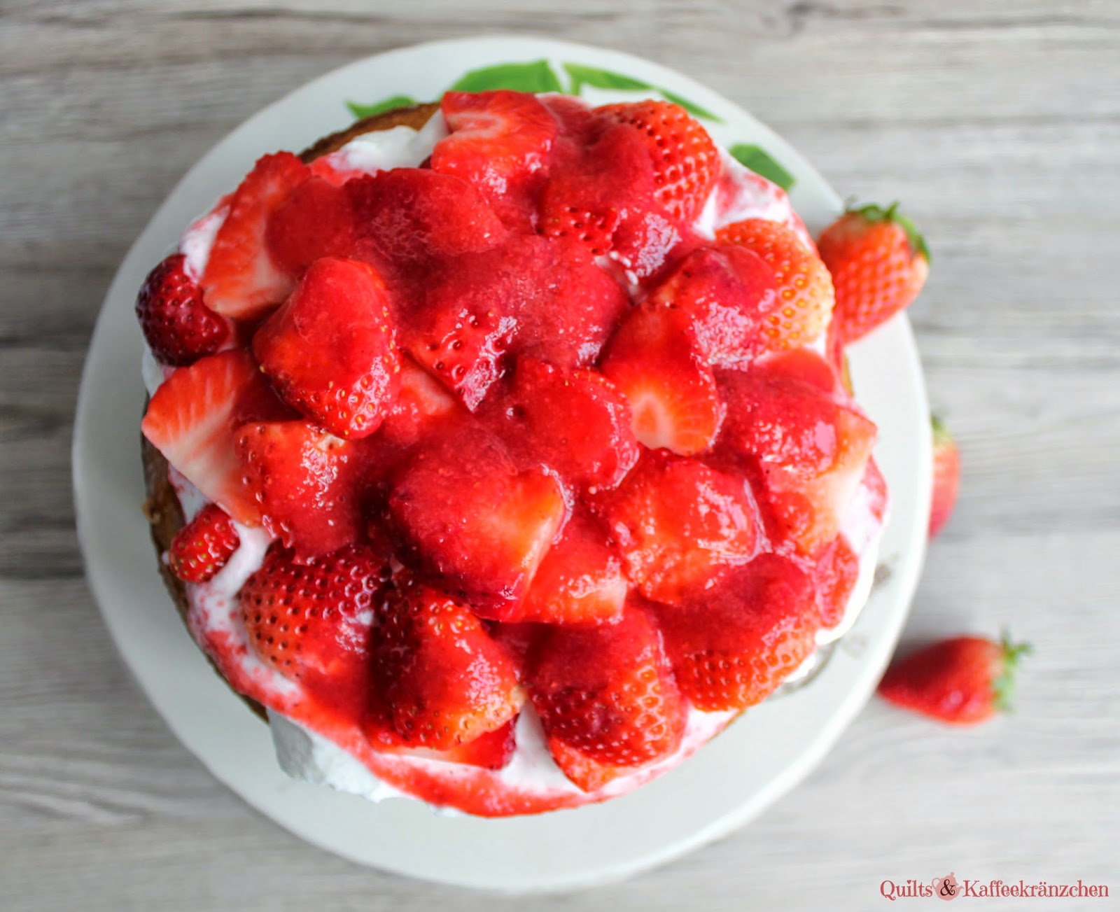 Schlanker Erdbeertraum | Leckere Torte ohne Zucker ~ Quilts und ... Schlanker Erdbeertraum | Leckere Torte ohne Zucker ~ Quilts und ...