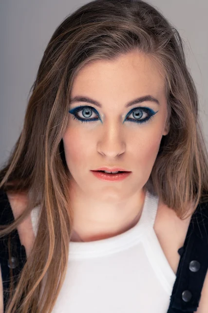 Beauty Makeup Blonde Blueeyes by Heidy Romo