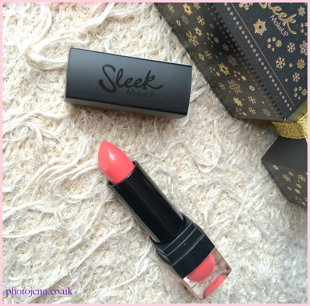 sleek-2015-semi-matte-lipstick-backstage