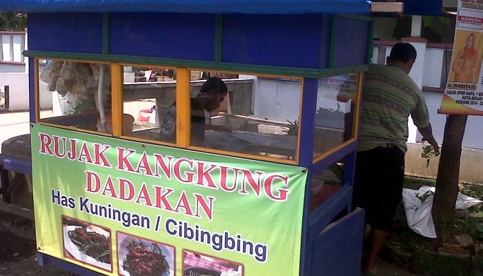 Gokugen.Net: Resep Membuat Rujak Kangkung Khas Kuningan