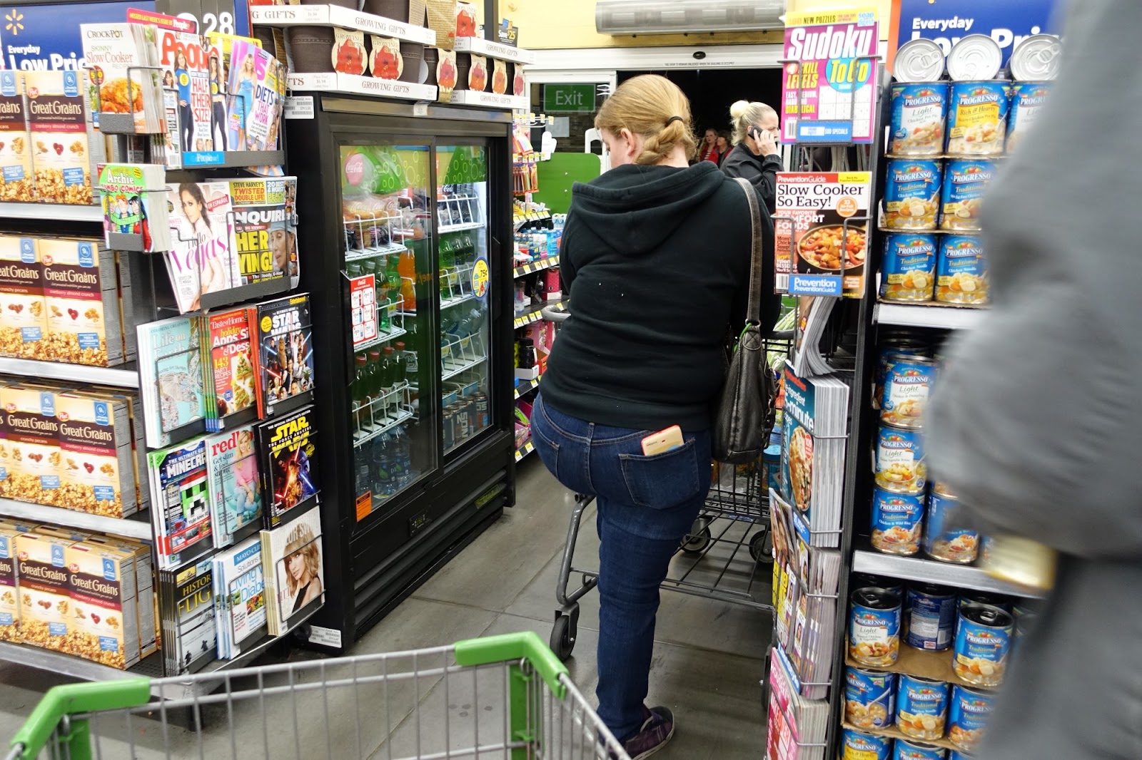 walmart neighborhood market pickup near me