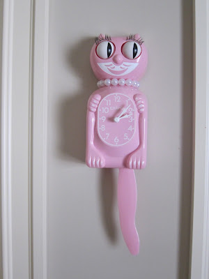 pink vintage kitty cat clock