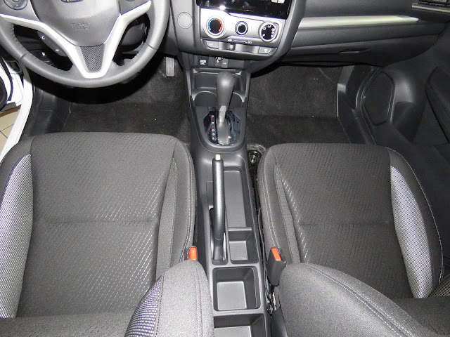 Novo Honda WR-V - interior