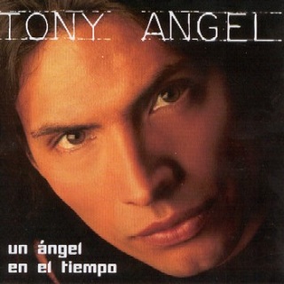 UN ÁNGEL EN EL TIEMPO 2004