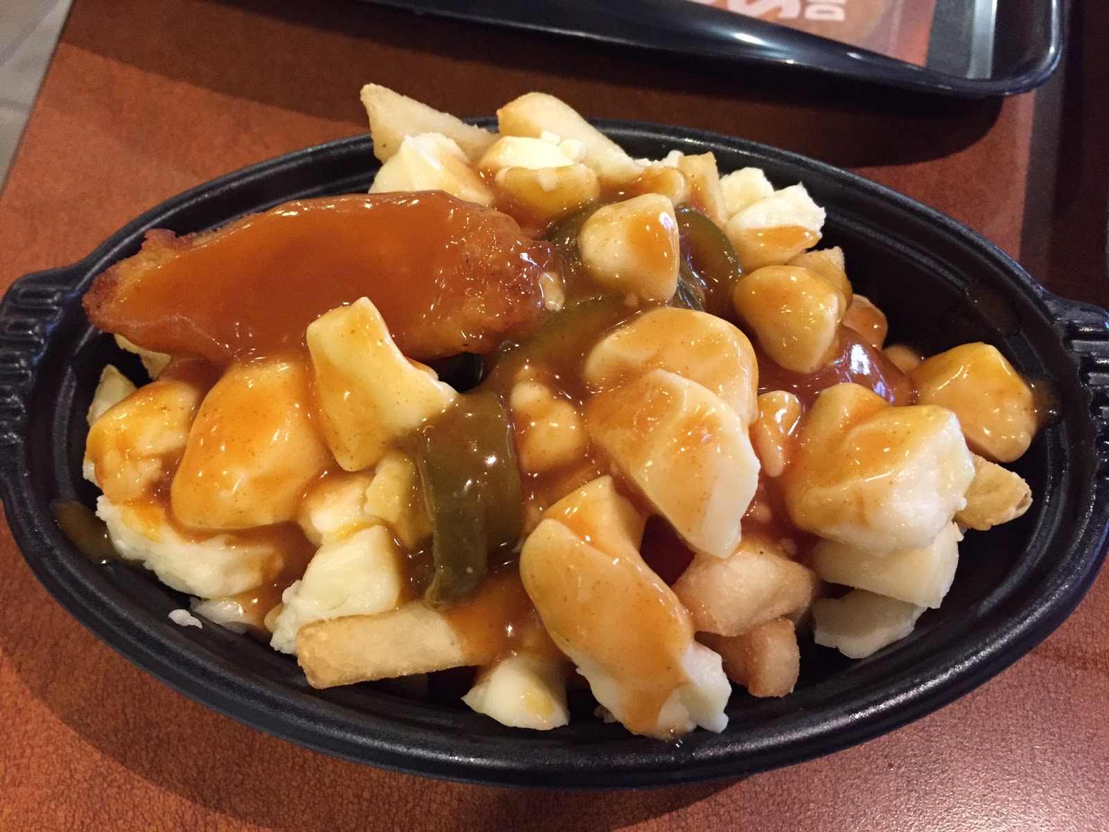Méchante Poutine From Burger King / バーガーキングのアングリー プーティン ~ I'm Made of ...