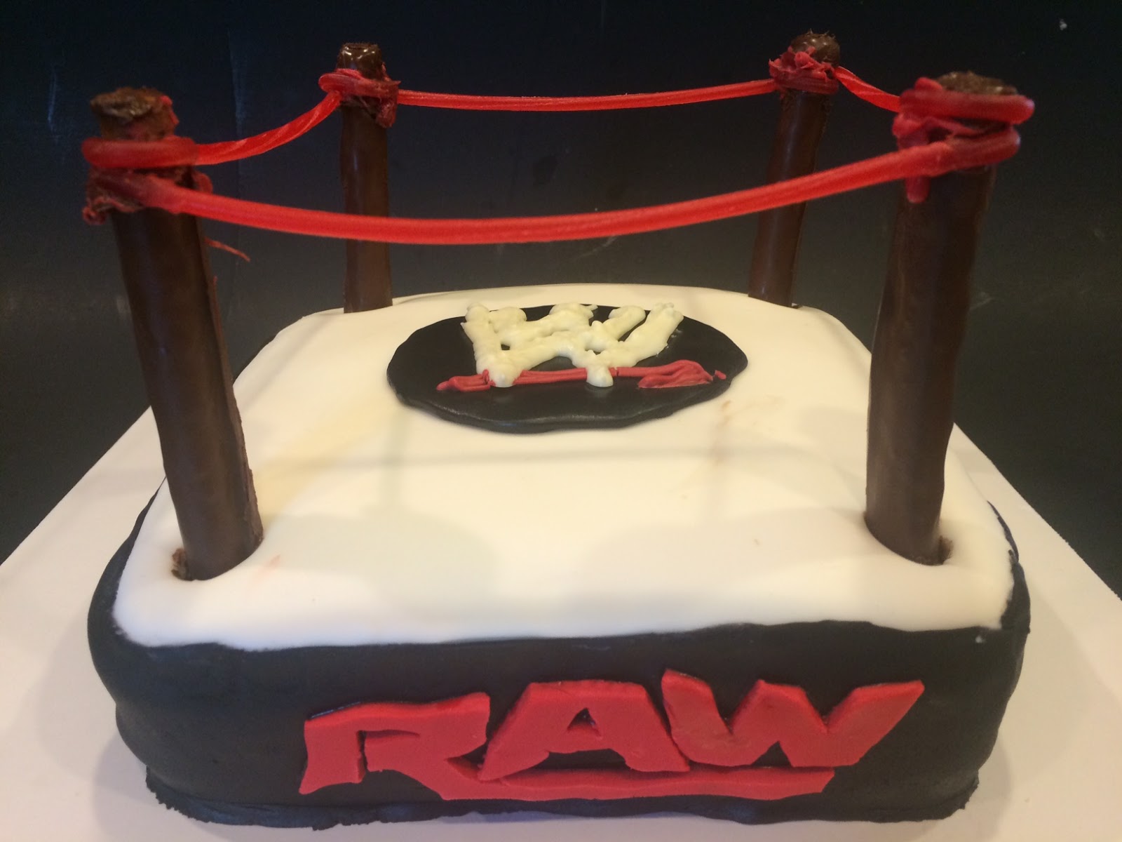 wrestling cake