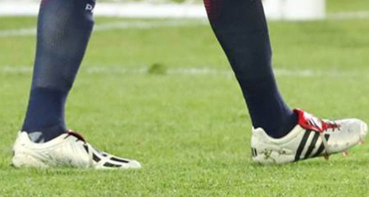 Julian Draxler Debuts Adidas Predator Mania Boots - Footy Headlines