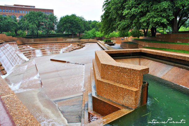 Architecture Water Gardens In The Rain Ft Worth